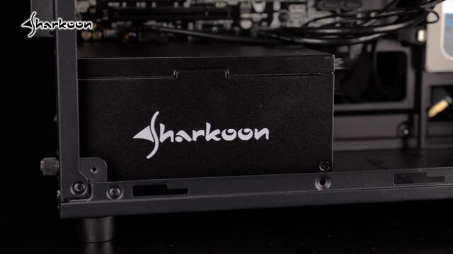Sharkoon WPM Gold ZERO 550W alimentation  Noir, 550 W, 100 - 240 V, 47 - 63 Hz, 8 A, Actif, 110 W