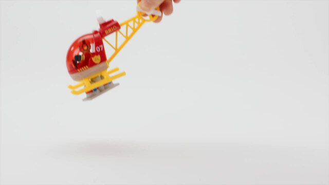 BRIO World Feuerwehr-Hubschrauber, Spielfahrzeug 