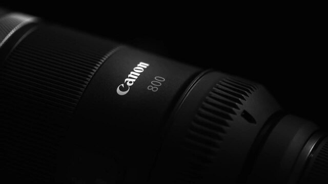 Canon RF 600mm f/11 IS STM, Objektiv schwarz