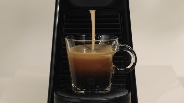 DeLonghi Nespresso Essenza Mini EN85.R, Kapselmaschine rot