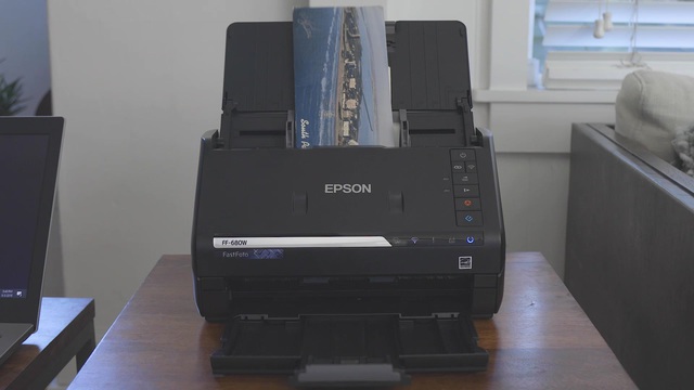 Epson FastFoto FF-680W, Einzugsscanner schwarz