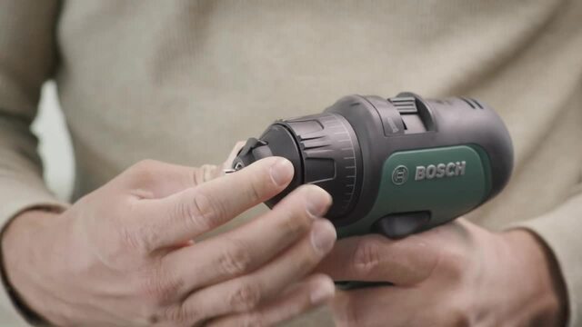 Bosch AdvancedImpact 18 1500 tr/min 1,1 kg Noir, Vert, Perceuse/visseuse Vert/Noir, Perceuse à poignée pistolet, Sans brosse, 1,3 cm, 1500 tr/min, 3,5 cm, 1,3 cm